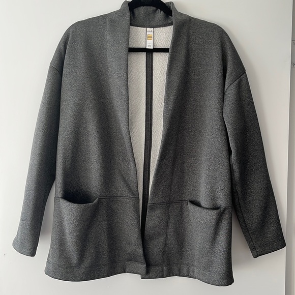 Lole Sweater - Size Small - Picture 1 of 4
